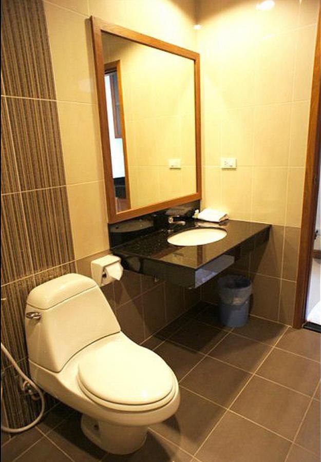D Apartment Pattaya Eksteriør billede